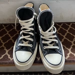 Chuck Taylor converse